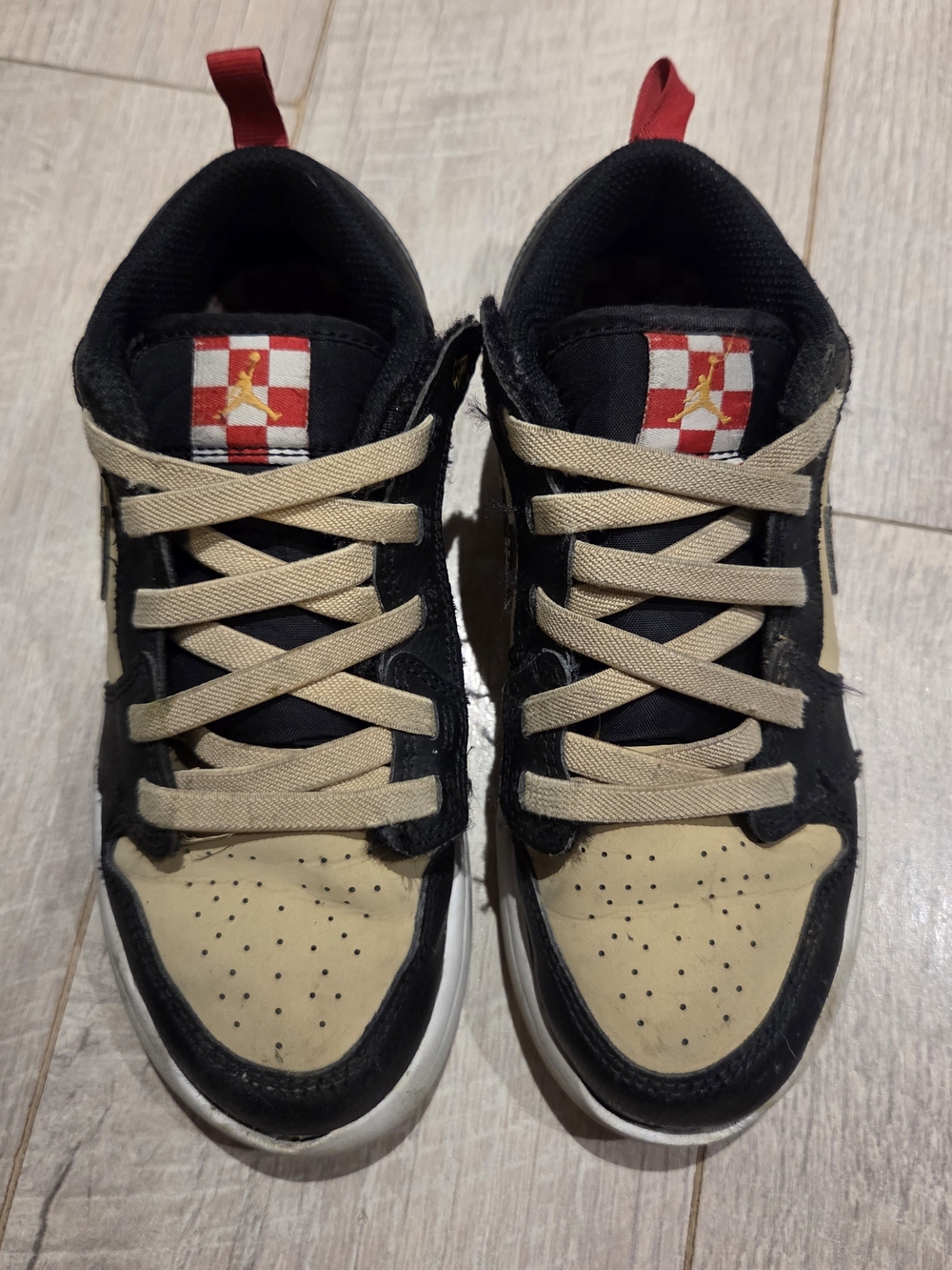 Jordan 1 Kids Black and Tan "Pizza" Low-Top Easy On Sneakers